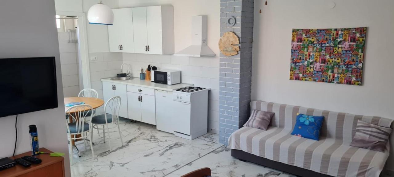 Apartmani Centar Seline Paklenica المظهر الخارجي الصورة